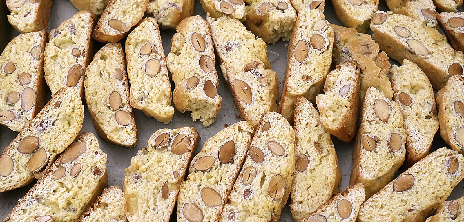 TUSCAN ALMOND COOKIES - CANTUCCI