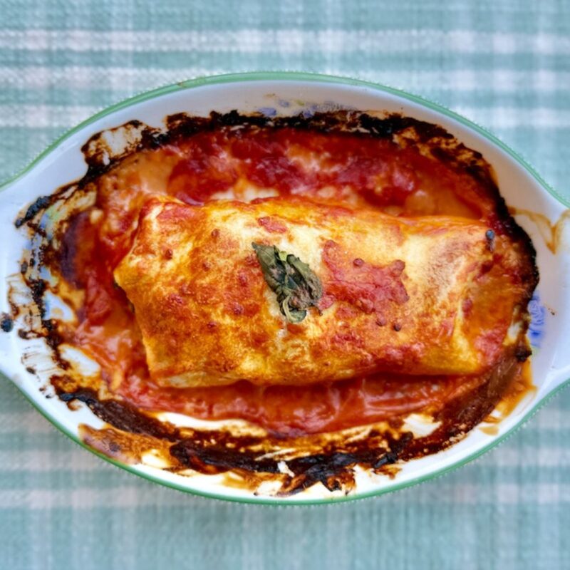 Handmade Cannelloni Stuffed with Spinach & Ricotta (Handmade Spinach & Ricotta Cannelloni al Forno)