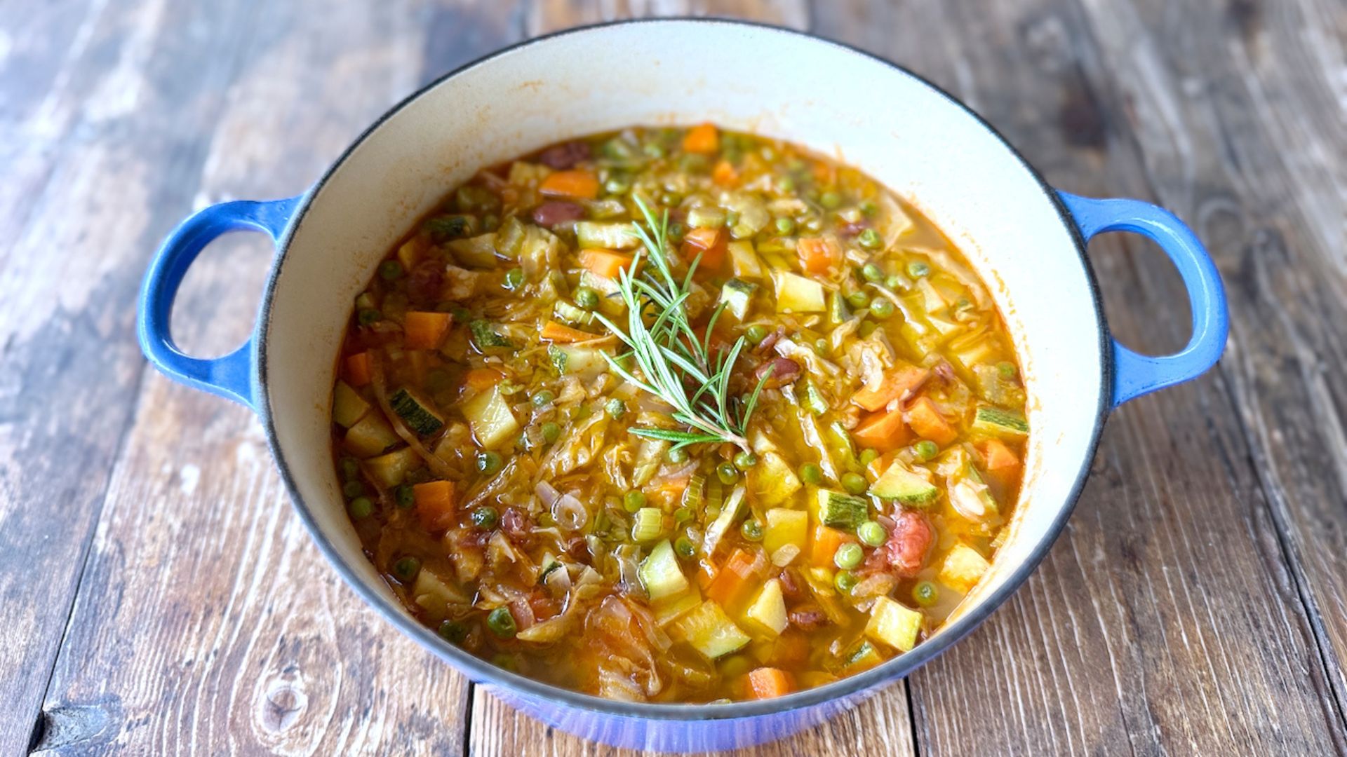 Classic Italian Minestrone Soup